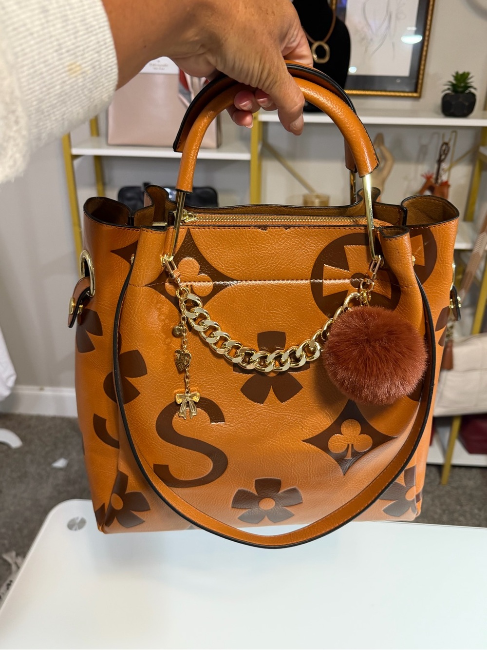 NWOT Travistar Floral Embossed Faux Leather Bucket Tote (Brown) - Picture 15 of 16